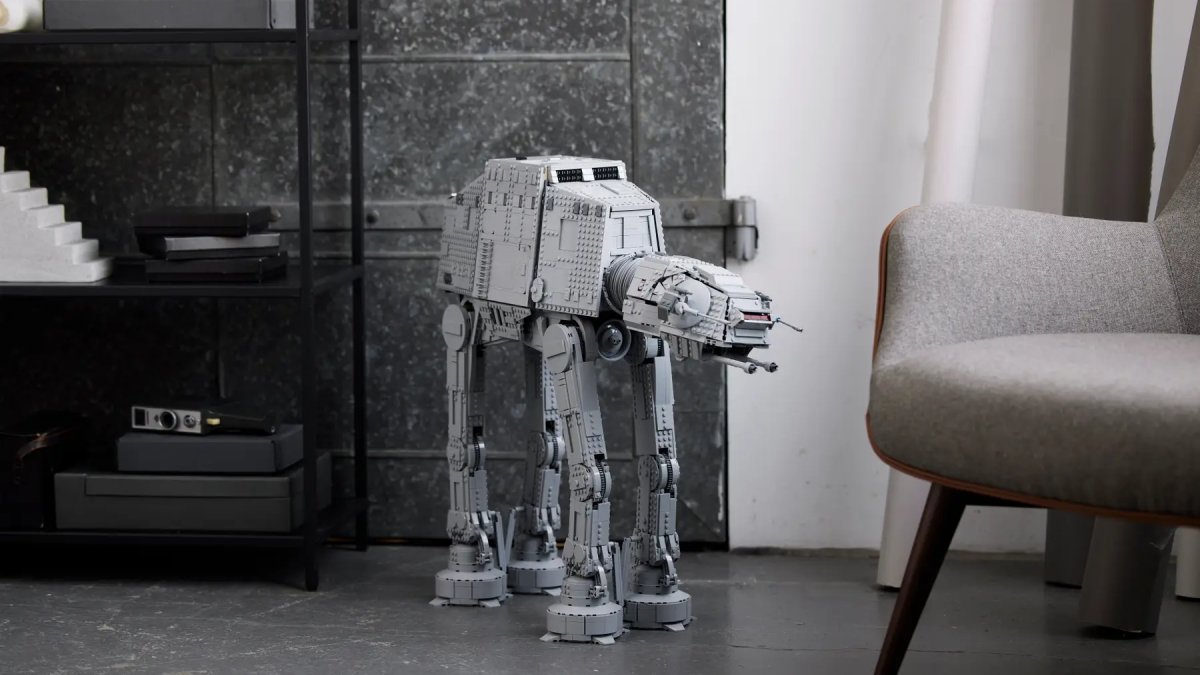 LEGO AT-AT Walker