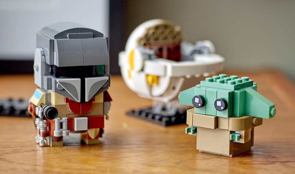 LEGO Brickheadz Mandalorian and Grogu