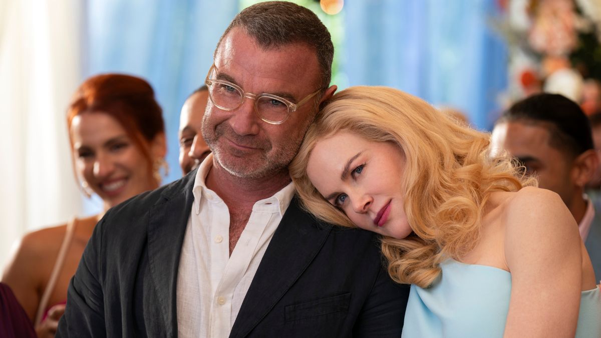 Liev Schreiber as Tag Winbury and Nicole Kidman as Greer Winbury in The Perfect Couple