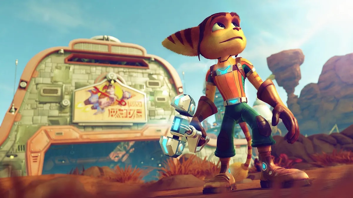 Cat alien Ratchet looks into the sky on a faraway planet in "Ratchet and Clank"