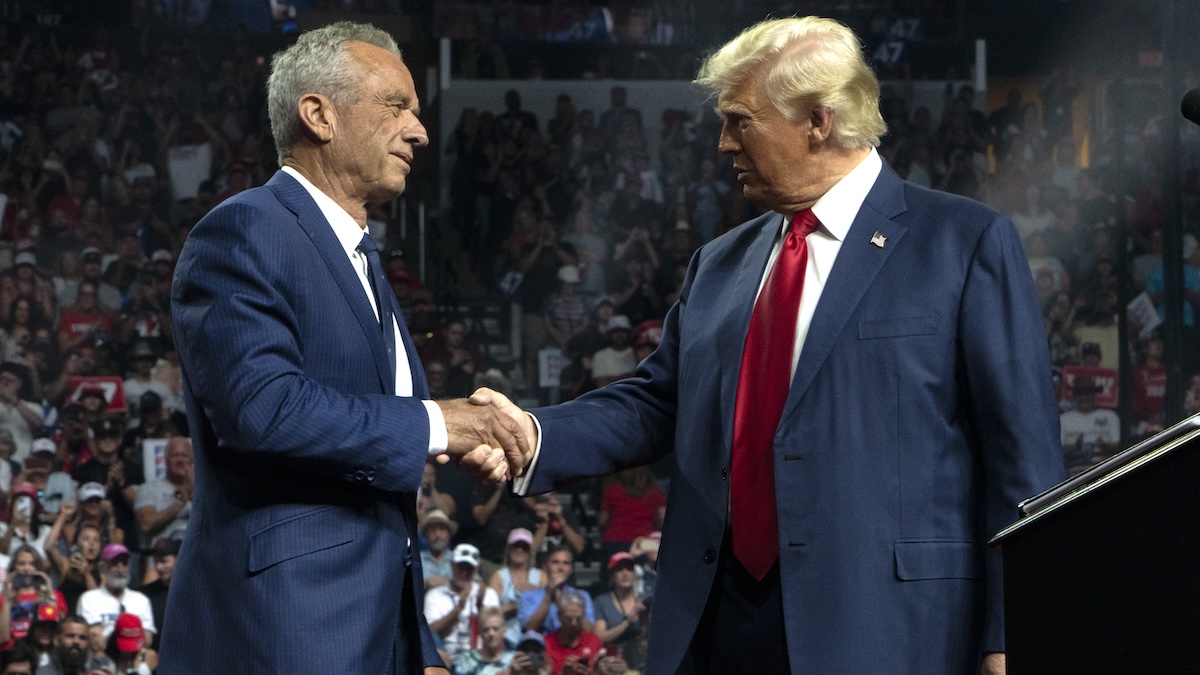 Donald Trump and RFK Jr. shaking hands