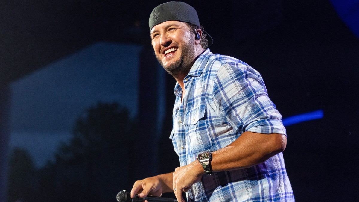 Luke Bryan performing at Pine Knob Music Theatre