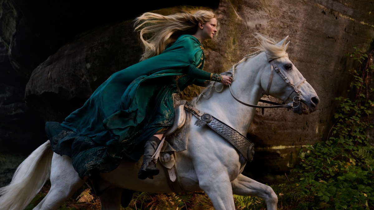 Rings of Power, season 2, ep 1 (Galadriel rides her horse)