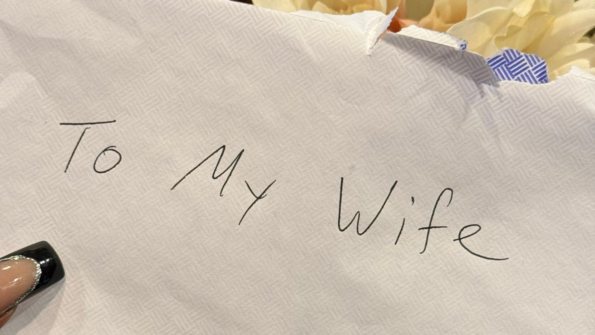 An image of a letter addressed 'To My Wife' from The Stay @ Home Fragrance Mom's X post