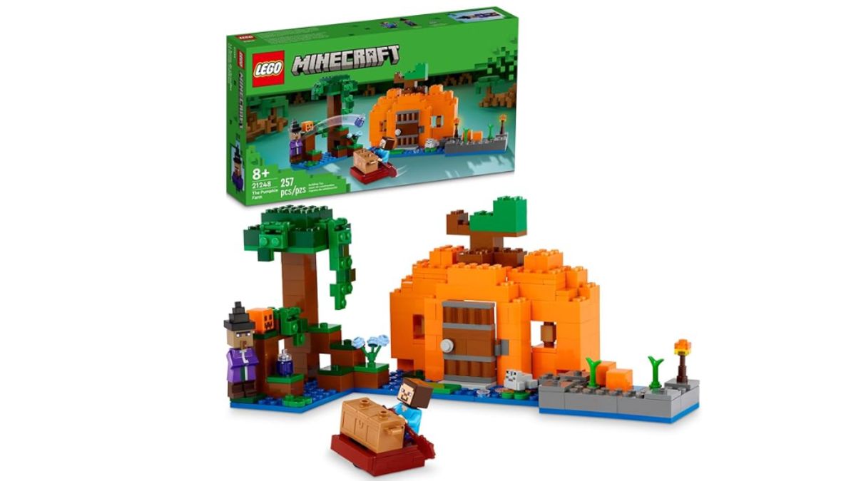 LEGO Minecraft Pumpkin Patch set.