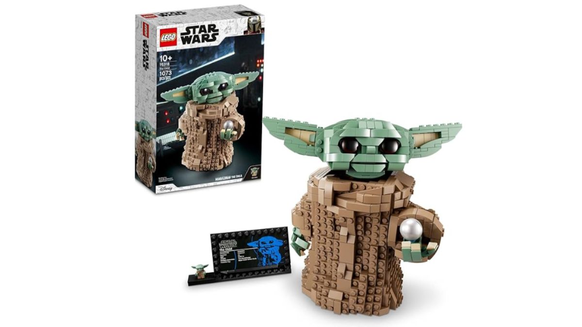 LEGO Star Wars The Mandalorian The Child set.