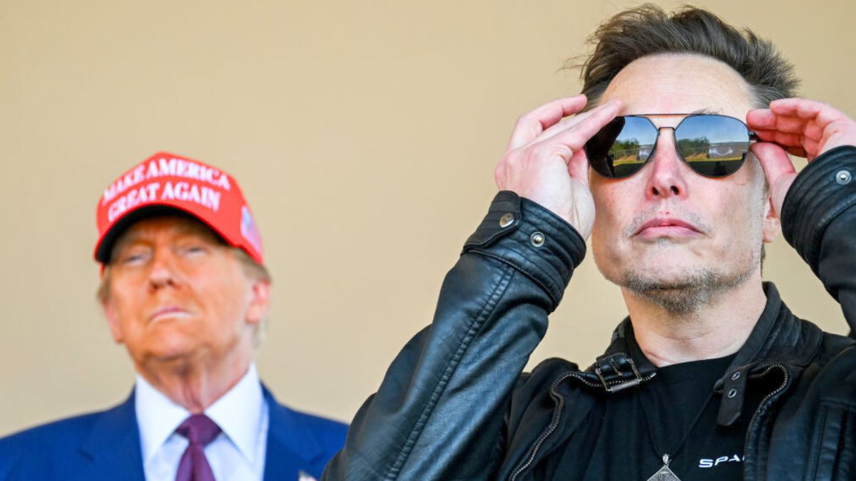 BROWNSVILLE, TEXAS - NOVEMBER 19: U.S. President-elect Donald Trump and Elon Musk watch the launch of the sixth test flight of the SpaceX Starship rocket on November 19, 2024 in Brownsville, Texas. SpaceX’s billionaire owner, Elon Musk, a Trump confidante, has been tapped to lead the new Department of Government Efficiency alongside former presidential candidate Vivek Ramaswamy. (Photo by Brandon Bell/Getty Images)