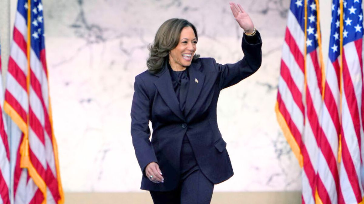 WASHINGTON, DC - NOVEMBER 06: Democratic presidential nominee, U.S. Vice President Kamala Harris arrives to speak on stage at Howard University on November 06, 2024 in Washington, DC. After a contentious campaign focused on key battleground states, the Republican presidential nominee, former U.S. President Donald Trump was projected to secure the majority of electoral votes, giving him a second term as U.S. President. Republicans also secured control of the Senate for the first time in four years. (Photo by Kent Nishimura/Getty Images)