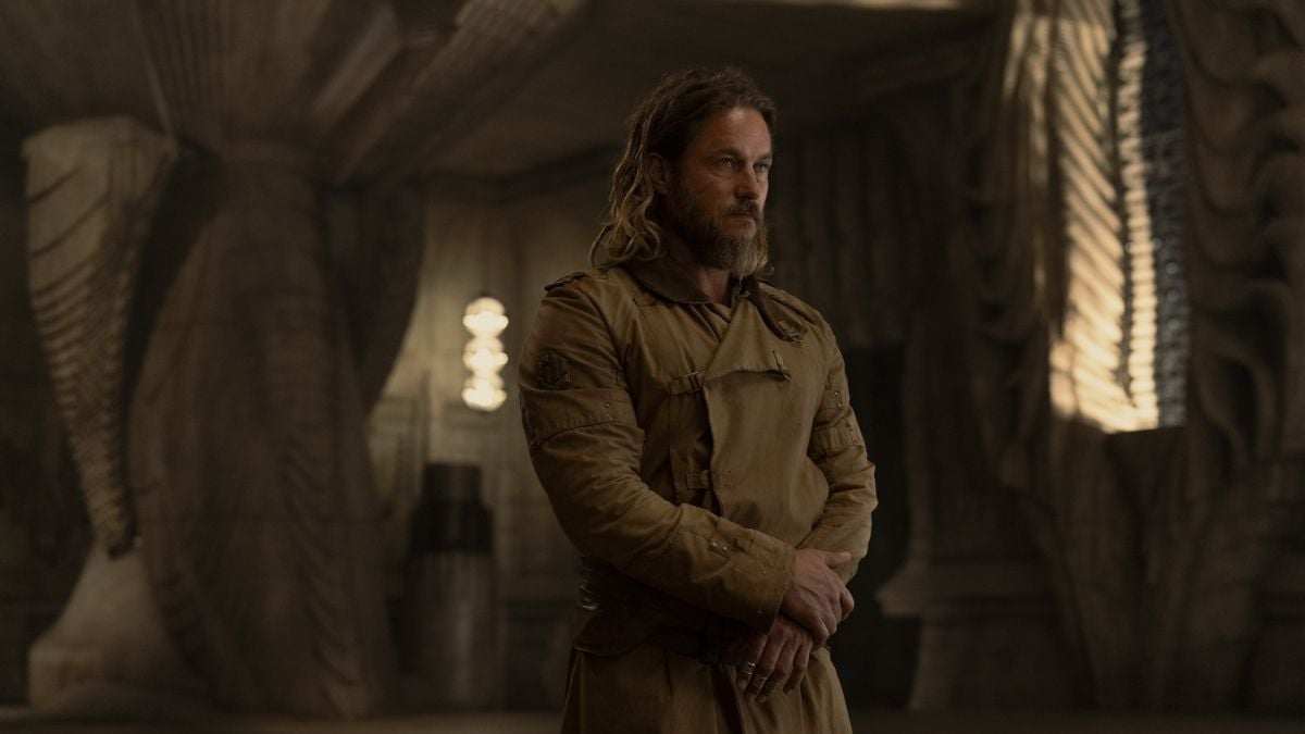 Travis Fimmel as Desmond Hart in Dune Prophecy