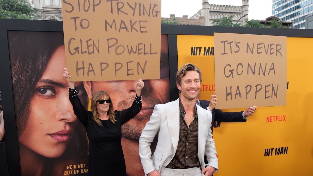 Glen Powell at a premiere