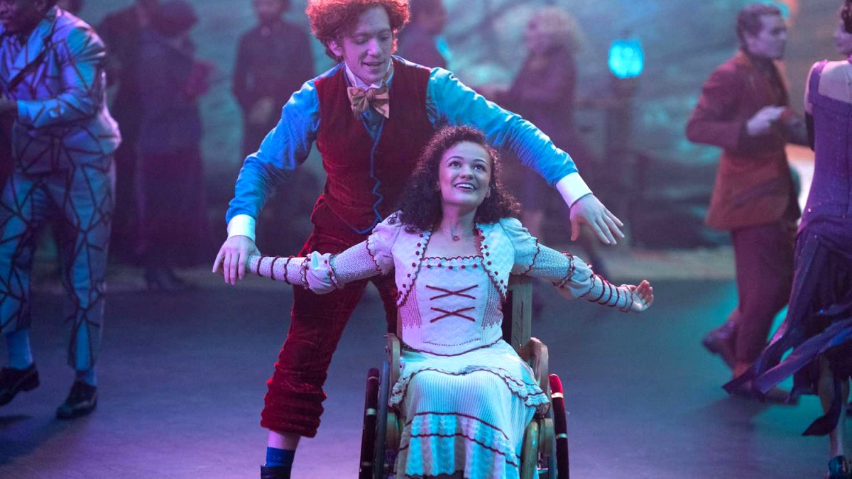 Marissa Bode and Ethan Slater in Wicked