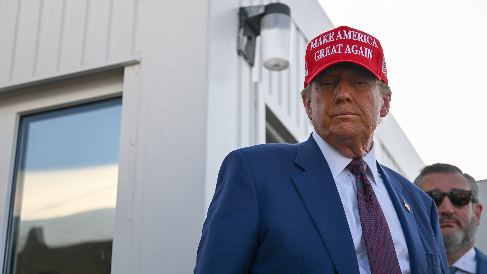 BROWNSVILLE, TEXAS - NOVEMBER 19: U.S. President-elect Donald Trump attends a viewing of the launch of the sixth test flight of the SpaceX Starship rocket on November 19, 2024 in Brownsville, Texas. SpaceX’s billionaire owner, Elon Musk, a Trump confidante, has been tapped to lead the new Department of Government Efficiency alongside former presidential candidate Vivek Ramaswamy. (Photo by Brandon Bell/Getty Images)