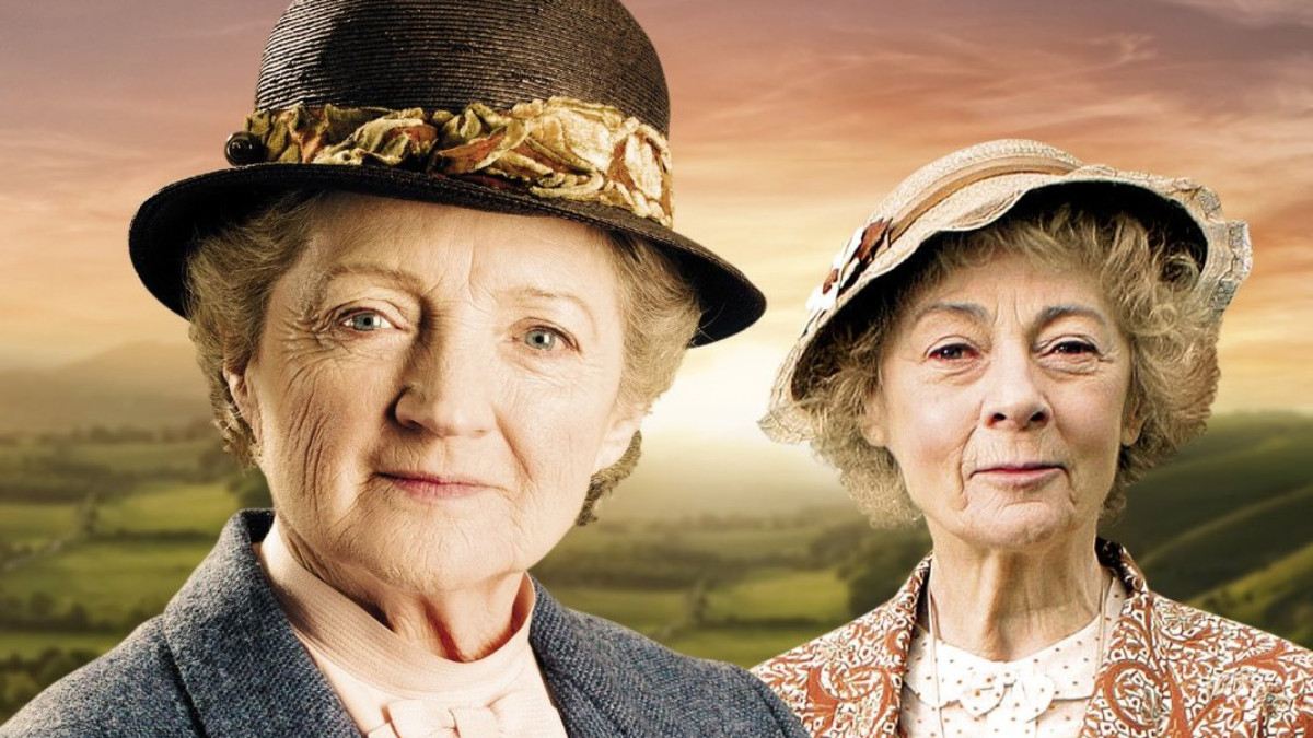 Geraldine McEwan and Julia McKenzie as Miss Marple in Agatha Christie's 'Marple'