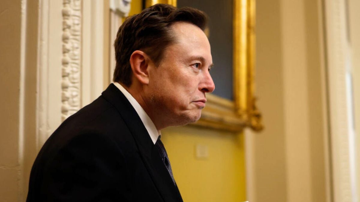 WASHINGTON, DC - DECEMBER 05: Tesla CEO Elon Musk, Co-Chair of the newly announced Department of Government Efficiency (DOGE), arrives on Capitol Hill on December 05, 2024 in Washington, DC. Musk and his Co-Chair, businessman Vivek Ramaswamy are meeting with lawmakers today about DOGE, a planned presidential advisory commission with the goal of cutting government spending and increasing efficiency in the federal workforce. (Photo by Anna Moneymaker/Getty Images)