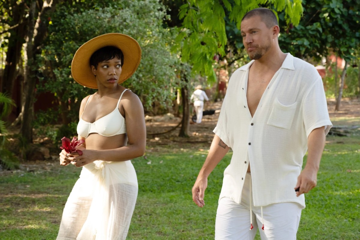 Frida (Naomi Ackie) and Slater King (Channing Tatum) from 'Blink Twice'